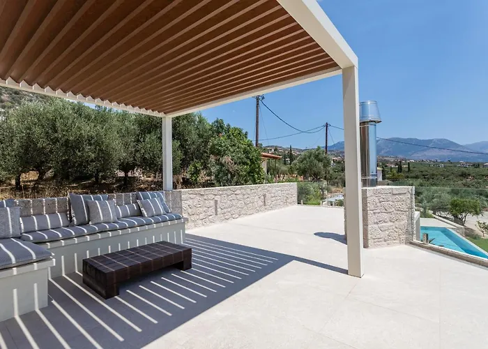 Manitennisvillas