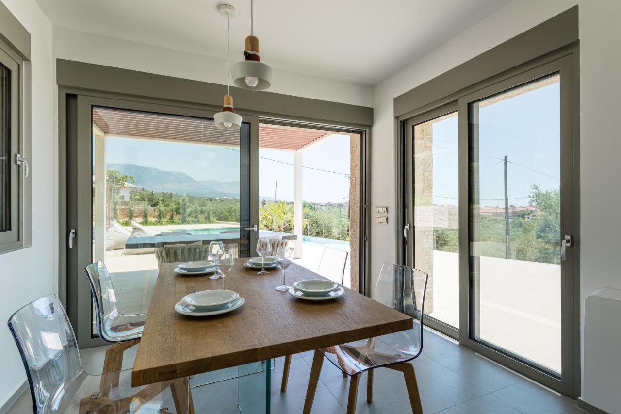 別墅 Manitennisvillas Stoúpa